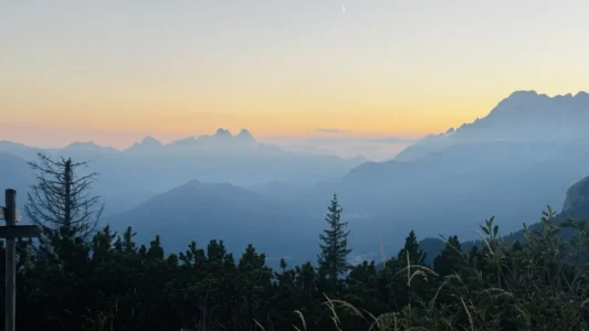 Sunrise Rifugio Carestiato